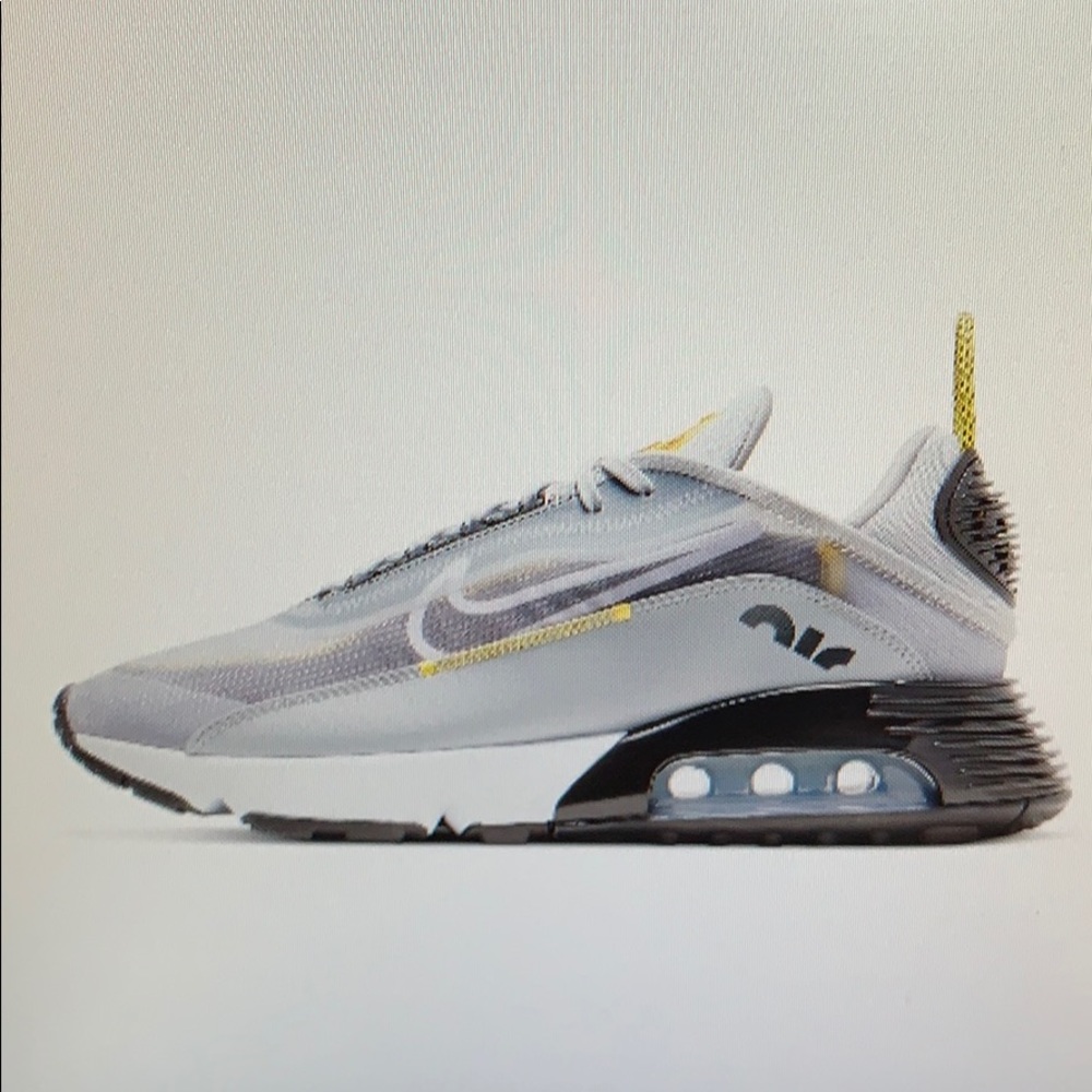 NIKE AIR MAX 2090